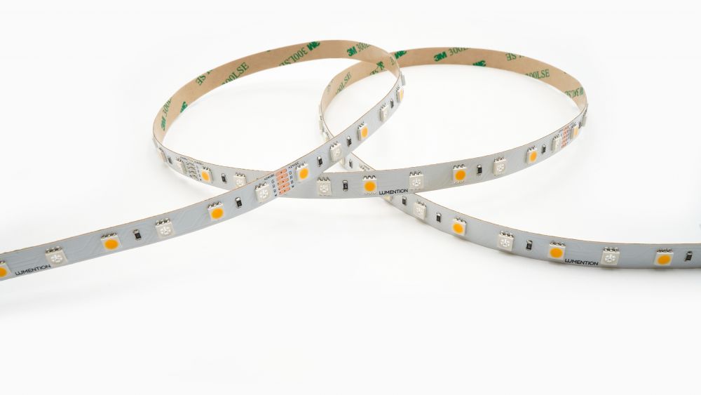 LUMENTION LED Strip 14,4 W/M 0,6A 24V RGB+3000K CRI≥90+ 780 Lumen/M 30+30 LED/pm 5000x10x3mm Kniplengte 167mm IP20